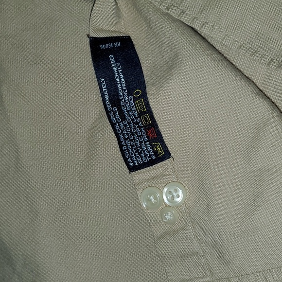 5 for $20 | Nautica Olive and Beige Button Down Shirts Bundle (2pc) - Picture 14 of 14